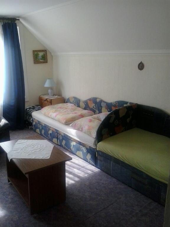 György Vendégház Apartamento Magyarpolány Quarto foto